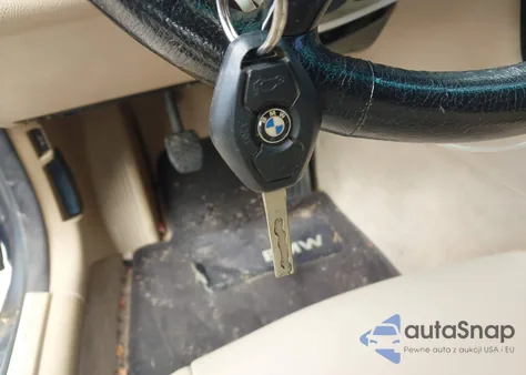 2001 BMW 325Ci z USA, uszkodzony, nr VIN WBABS33421JY41393